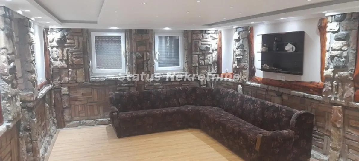 Prodaja, kuća, 137m², Titel, Novi Sad
