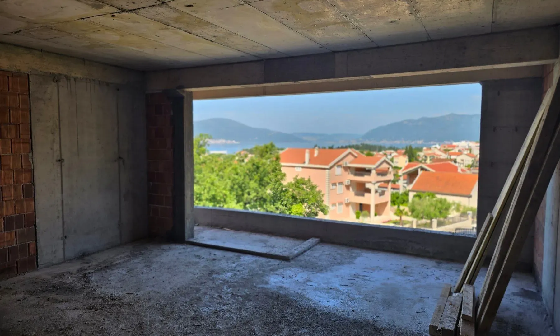 Prodaja, dvosoban stan, 57m², Mrčevac, Tivat