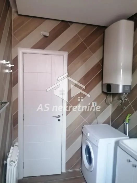 Izdavanje, trosoban stan, 62m², Lekino Brdo, Voždovac Sve Podlokacije