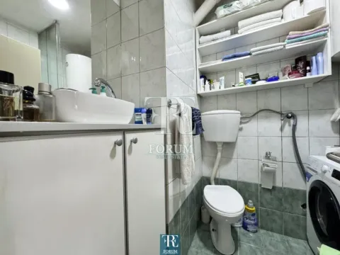 Prodaja, jednosoban stan, 54m², Centar, Podgorica - image 11