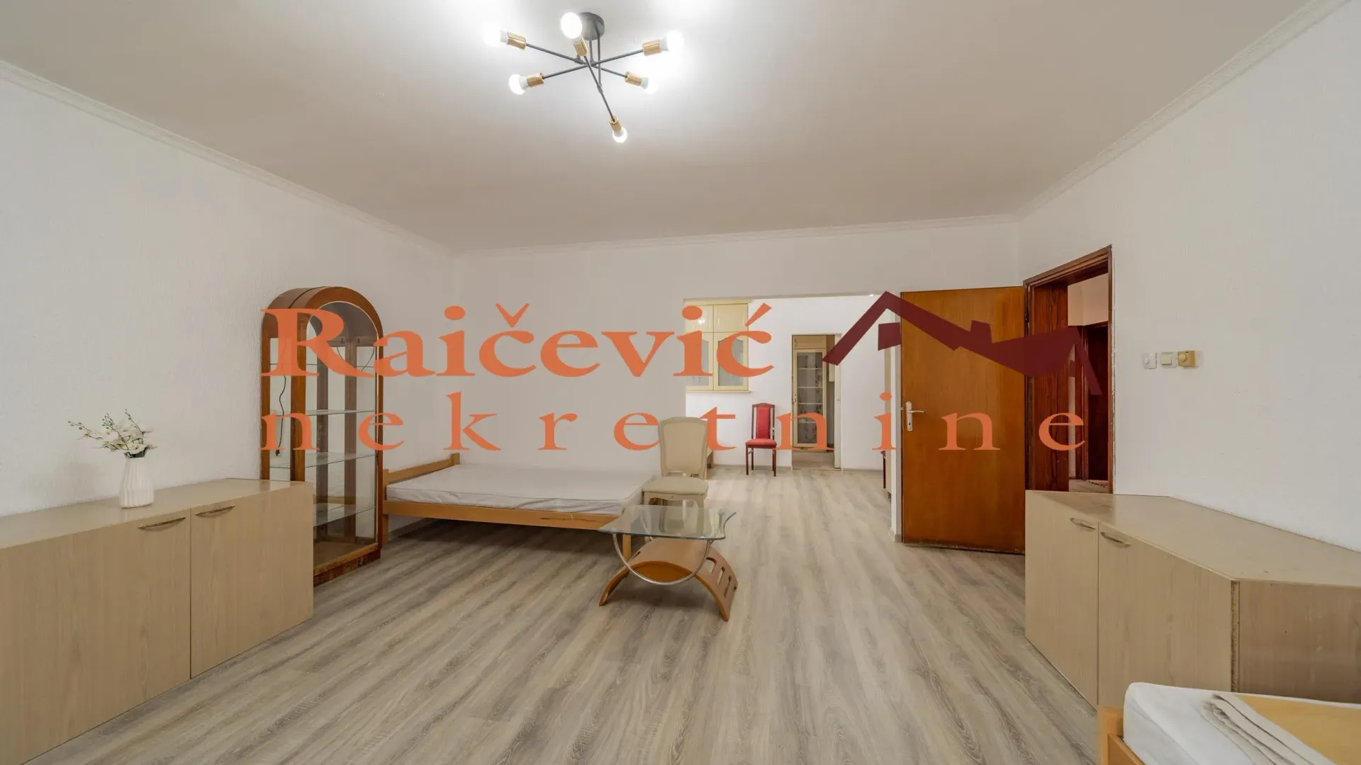 Rent, house, 250m², Zvezdara Sve Podlokacije, Beograd