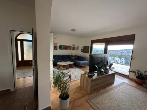 Rent, house, 256m², Masline, Podgorica - image 13