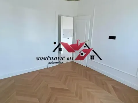 Prodaja, dvosoban stan, 43m², Južni Bulevar, Vračar Sve Podlokacije - image 4