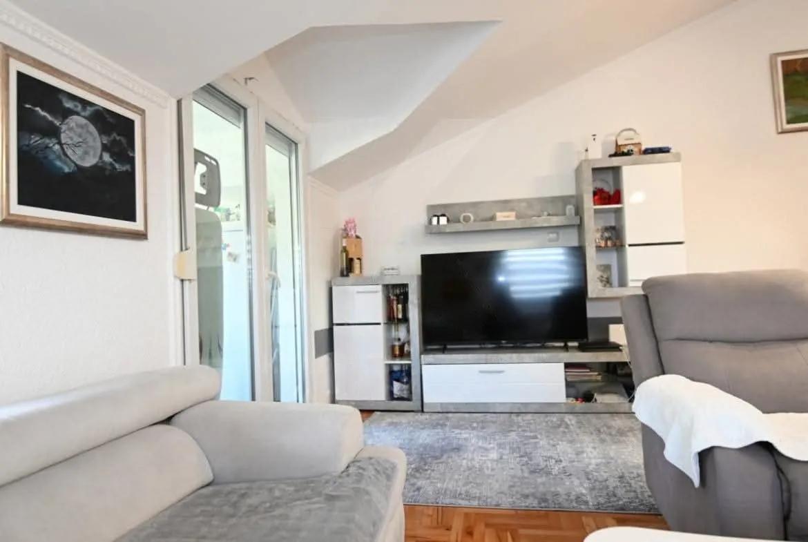 Prodaja, dvosoban stan, 103m², Donja Gorica, Podgorica