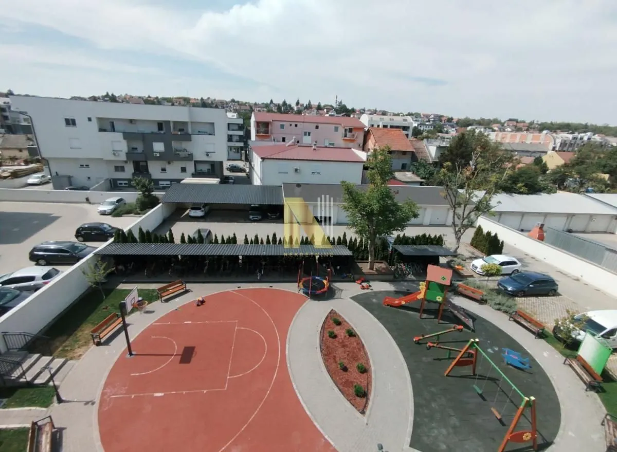 Izdavanje, garsonjera, 27m², Petrovaradin, Novi Sad