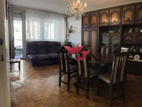 Stan in Zvezdara Sve Podlokacije