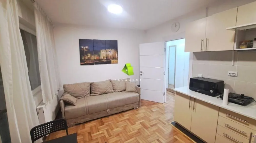 Rent, one bedroom apartment, 40m², Palilula, Niš