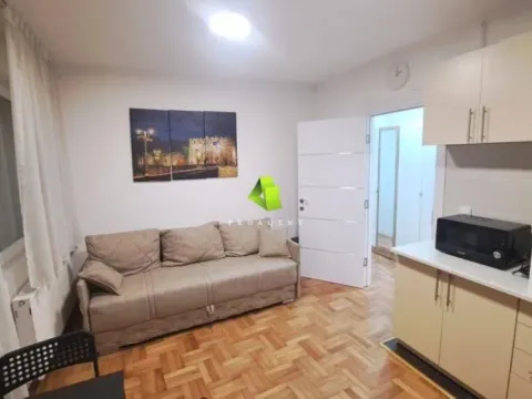 Rent, one bedroom apartment, 40m², Palilula, Niš - image 1