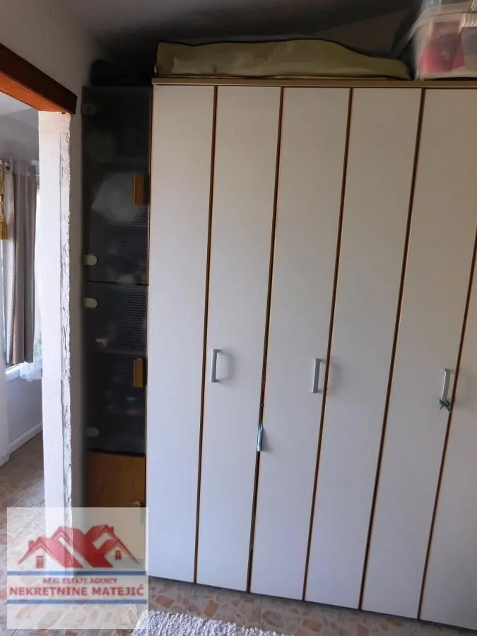 Prodaja, dvosoban stan, 65m², Centralna radionica, Kragujevac