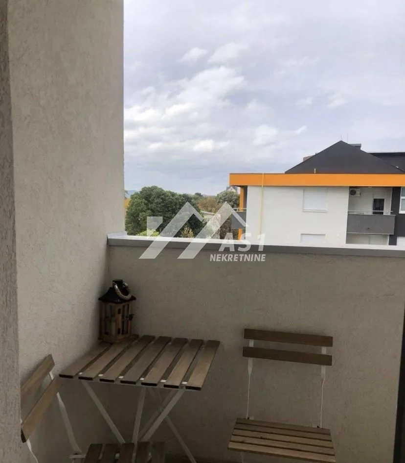 Izdavanje, trosoban stan, 60m², Bulevar Evrope, Novi Sad Sve Podlokacije