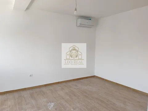 Prodaja, poslovni prostor, 39m², Surčin, Beograd - image 2
