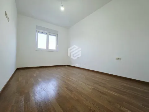 Izdavanje, dvosoban stan, 70m², Zabjelo, Podgorica - image 4