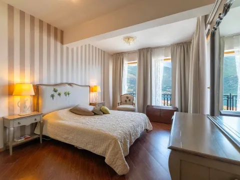 Prodaja, kuća, 507m², Dobrota, Kotor - image 40