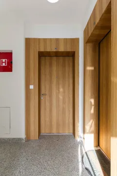 Prodaja, trosoban stan, 79m², Budva, Crna Gora - image 21