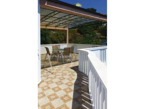 Izdavanje, jednosoban stan, 80m², Topla, Herceg Novi - image 9