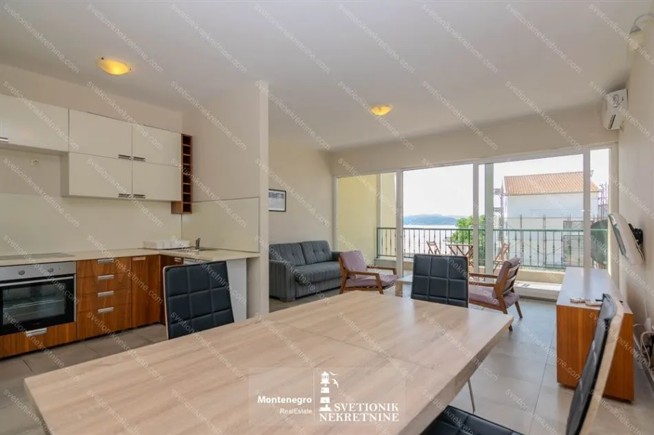 Prodaja, dvosoban stan, 89m², Bijela, Herceg Novi