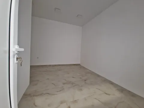 Rent, office space, 68m², Budva, Crna Gora - image 6