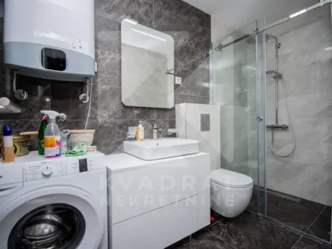 Izdavanje, jednosoban stan, 50m², Tološka šuma, Podgorica - image 14