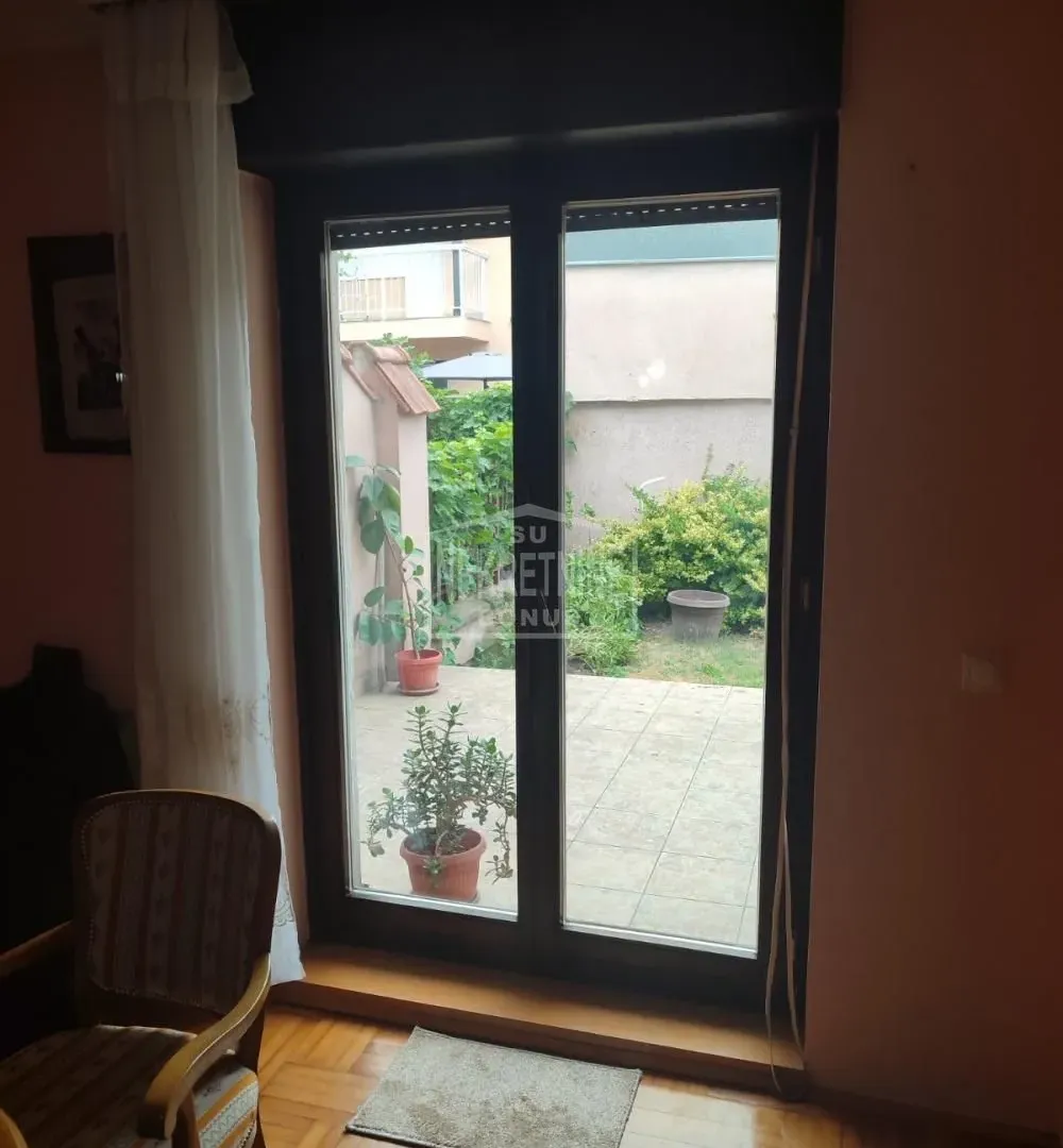 Prodaja, kuća, 160m², Kertvaroš, Subotica