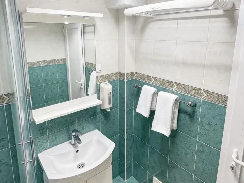 Sale, studio apartment, 27m², Rafailovići, Budva - image 10