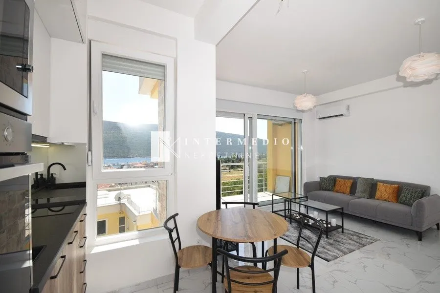Sale, one bedroom apartment, 47m², Đenovići, Herceg Novi