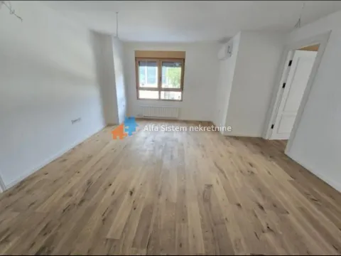Rent, three bedroom apartment, 81m², Vračar Hram, Vračar Sve Podlokacije - image 3