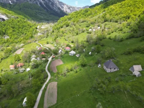 Prodaja, zemljište, 2140m2, Gornje Lipovo, Kolašin Prodaja, zemljište, 2140m2, Gornje Lipovo, Kolašin