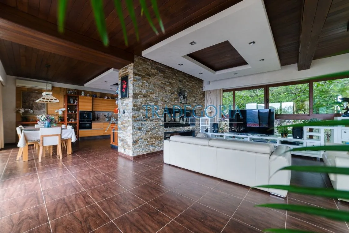 Prodaja, ugostiteljski objekat, 435m², Bečići, Budva