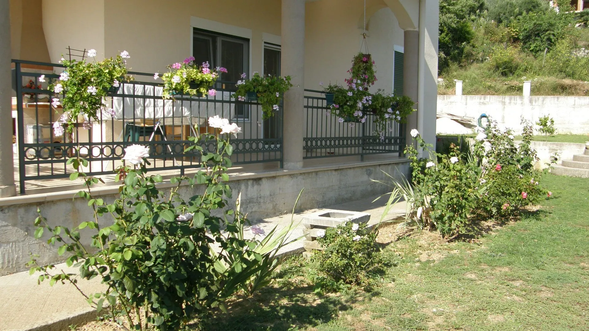 Prodaja, kuća, 157m², Kavač, Kotor