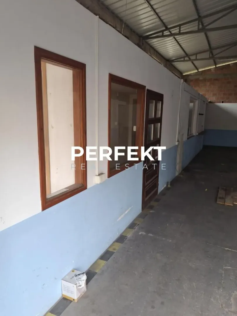 Rent, office space, 112m², Kačarevo, Pančevo