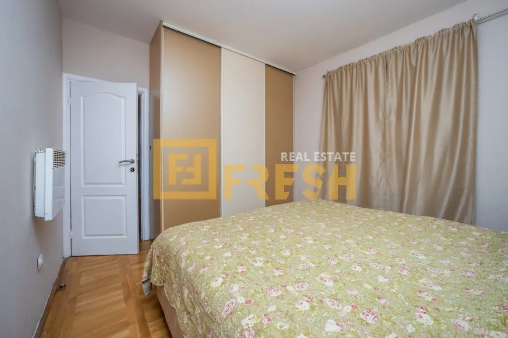 Prodaja, dvosoban stan, 70m², Cetinje, Crna Gora