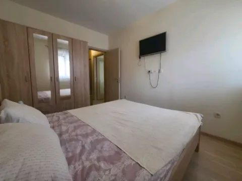 Izdavanje, jednosoban stan, 52m², City Kvart, Podgorica - image 5