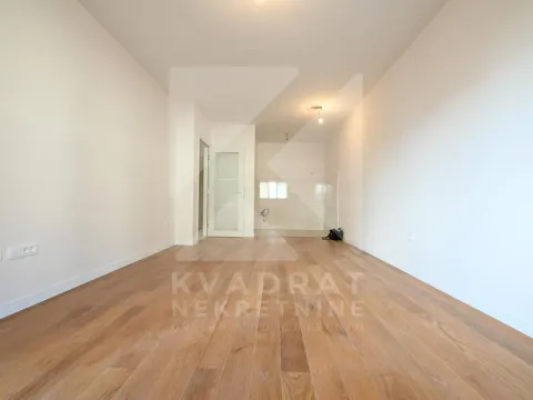 Rent, one bedroom apartment, 49m², Central Point, Podgorica - image 2