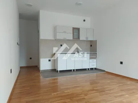 Izdavanje, dvosoban stan, 50m², Sajam, Novi Sad Sve Podlokacije - image 10