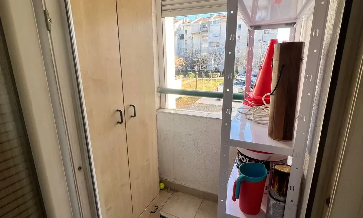 Izdavanje, dvosoban stan, 35m², Stari Aerodrom, Podgorica