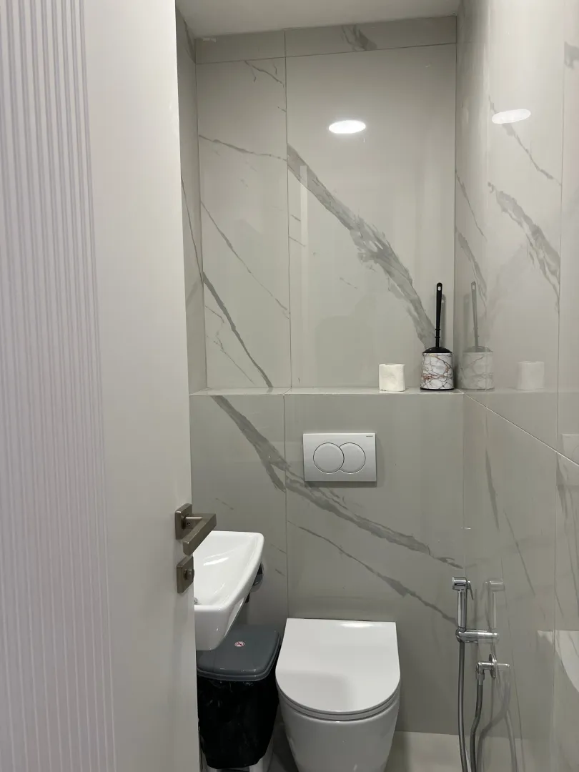 Izdavanje, dvosoban stan, 74m², Bjeliši, Bar