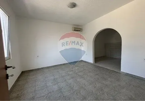 Sale, house, 80m², Centar, Bar - image 7