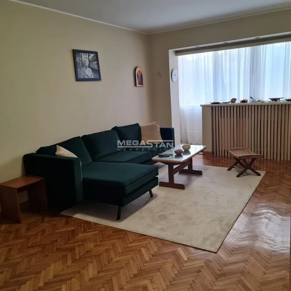 Prodaja, dvosoban stan, 70m², Vračar Sve Podlokacije, Beograd