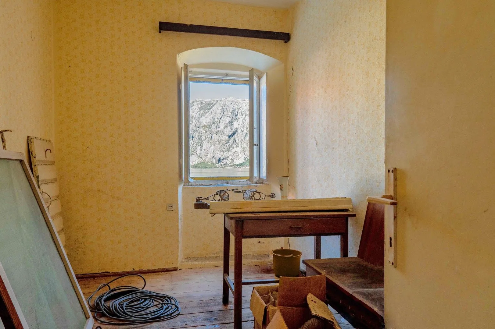 Sale, house, 300m², Stoliv, Kotor