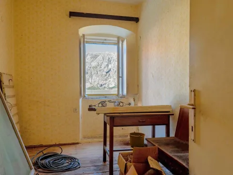 Sale, house, 300m², Stoliv, Kotor - image 11