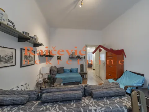 Prodaja, trosoban stan, 83m², Stari Grad, Beograd - image 16