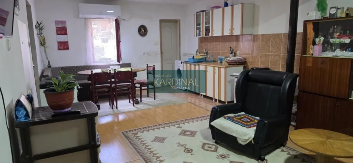 Prodaja, kuća, 317m², Tabane, Jagodina