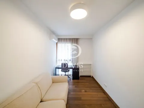 Prodaja, četvorosoban stan, 121m², Neimar, Vračar Sve Podlokacije - image 11