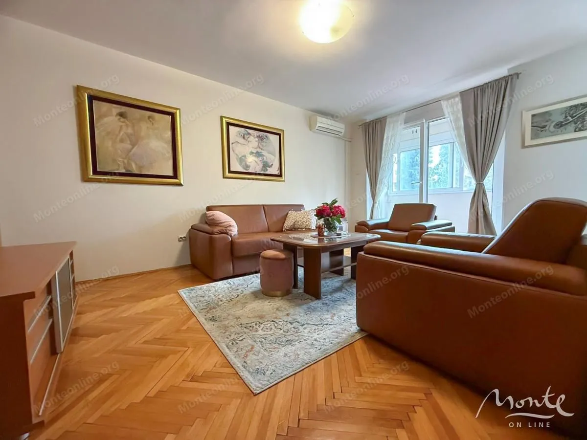 Prodaja, jednosoban stan, 63m², Preko Morače, Podgorica