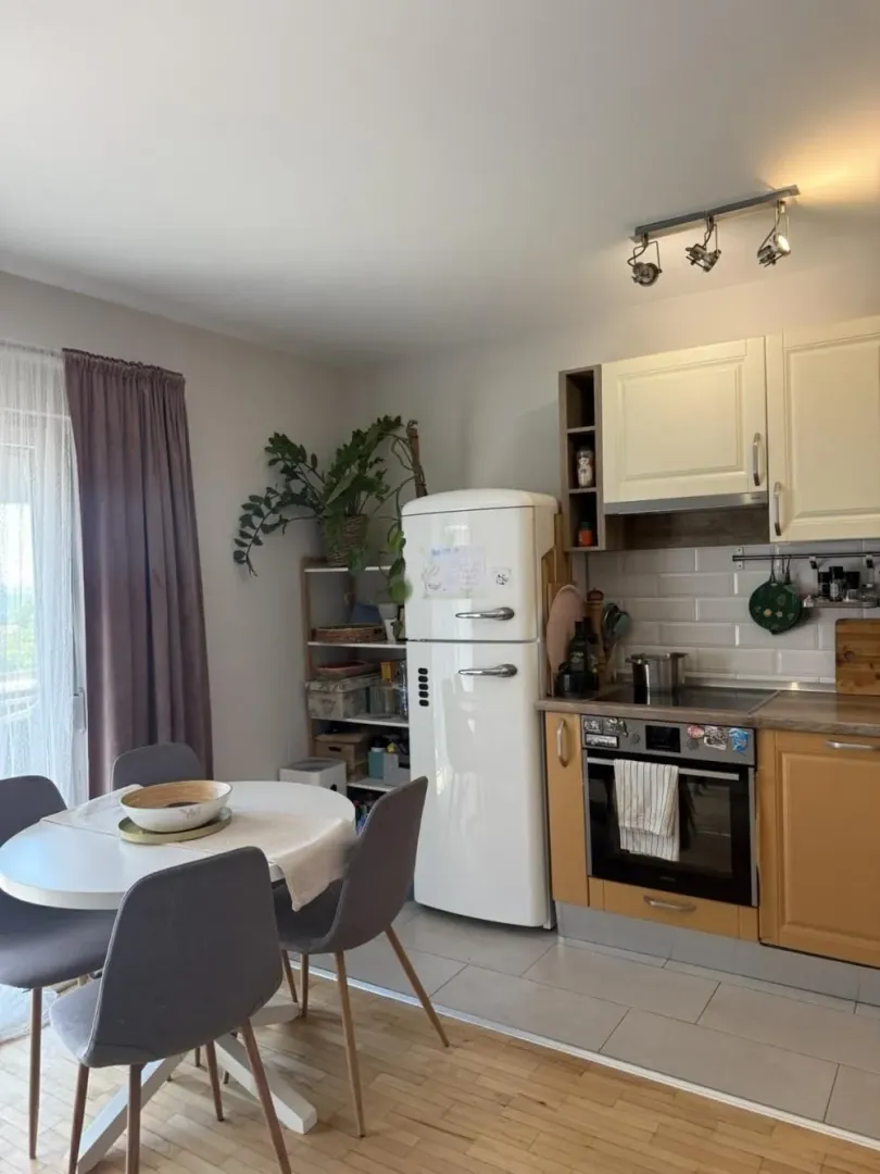 Rent, three bedroom apartment, 58m², Čukarica, Beograd