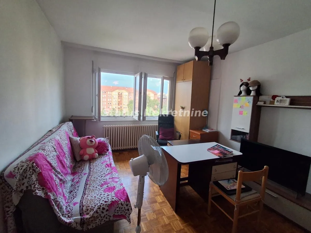 Prodaja, jednosoban stan, 35m², Nova Detelinara, Novi Sad Sve Podlokacije