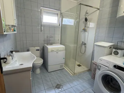 Izdavanje, trosoban stan, 120m², City Kvart, Podgorica - image 6