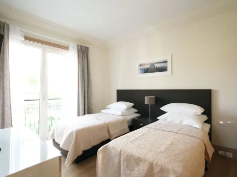Rent, two bedroom apartment, 116m², Porto Montenegro, Tivat - image 3