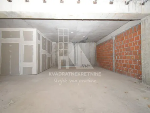 Izdavanje, poslovni prostor, 185m², Zabjelo, Podgorica - image 6