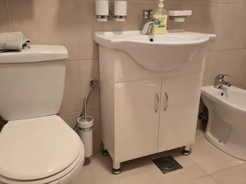 Sale, one bedroom apartment, 50m², Petrovac, Budva - image 17